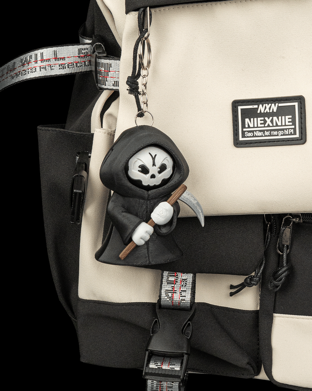 SkullFlip – MoodFlip Skull with Interchangeable Faces